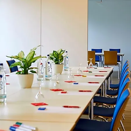 Haus Vom Guten Hirten Отель Мюнстер