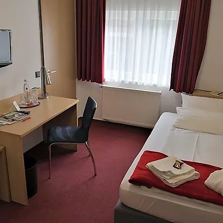 Haus Vom Guten Hirten 3* Мюнстер